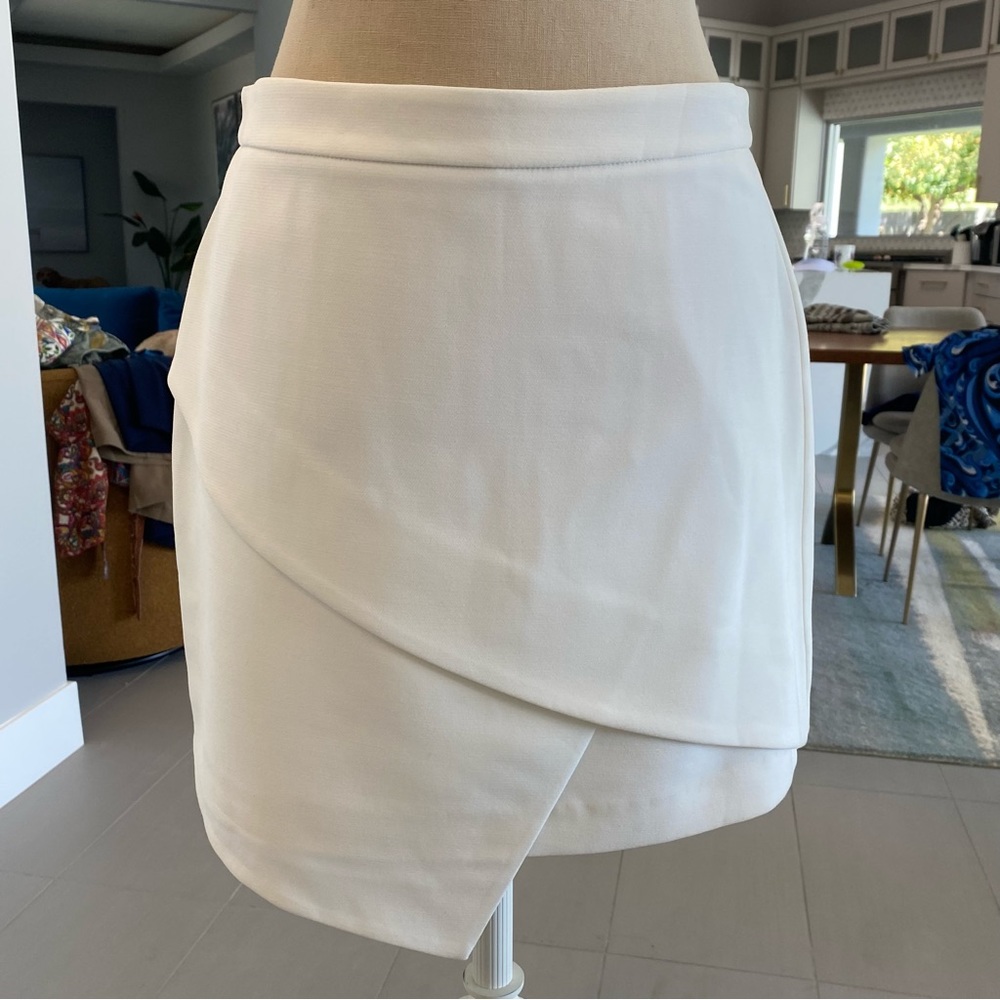 BCBGmaxazria asymmetrical mini skirt 4